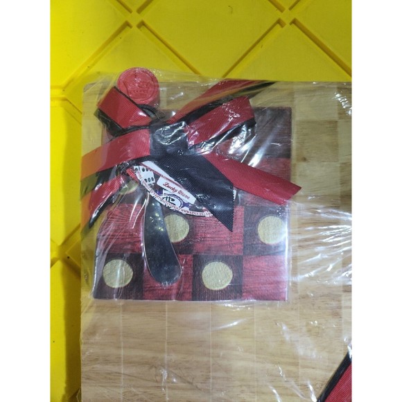 Epic Cutting Board Cheese Server Set W/ Napkins & Spreader Checker Board - Picture 4 of 4
